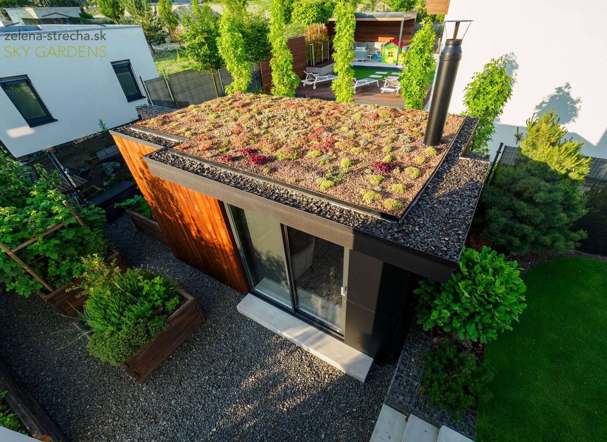 Stunning Decorative Large Bird Aviaries Ideas image